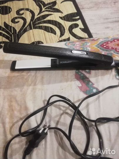 Выпрямитель для волос scatlet