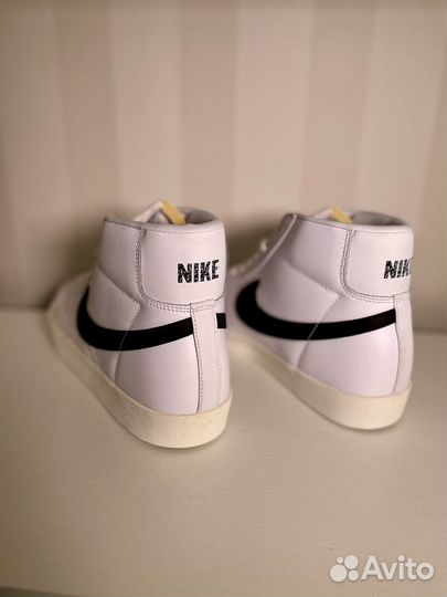 Кроссовки Nike blazer