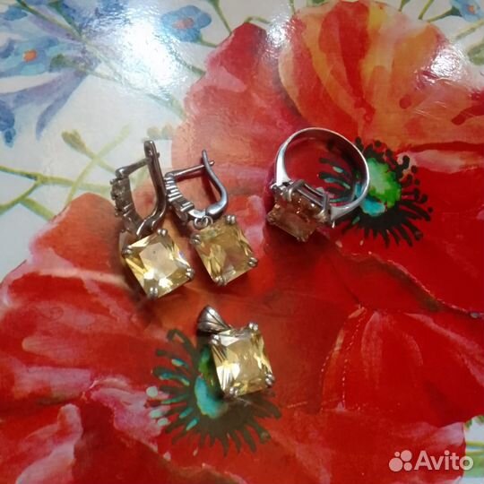 Серебряные украшения