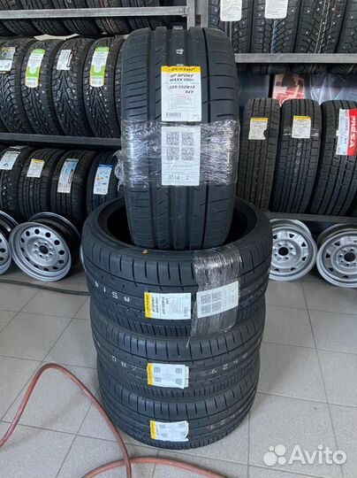 Dunlop SP Sport Maxx 050+ 235/40 R18 и 255/35 R18 95Y