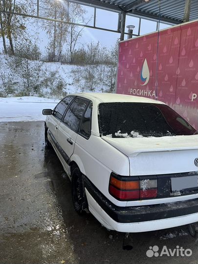 Volkswagen Passat 1.6 МТ, 1989, 200 000 км