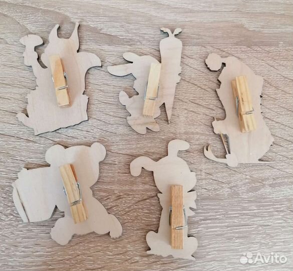 Новогодние елочные игрушки, новые