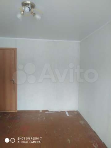 Комната 13,6 м² в 4-к., 1/5 эт.