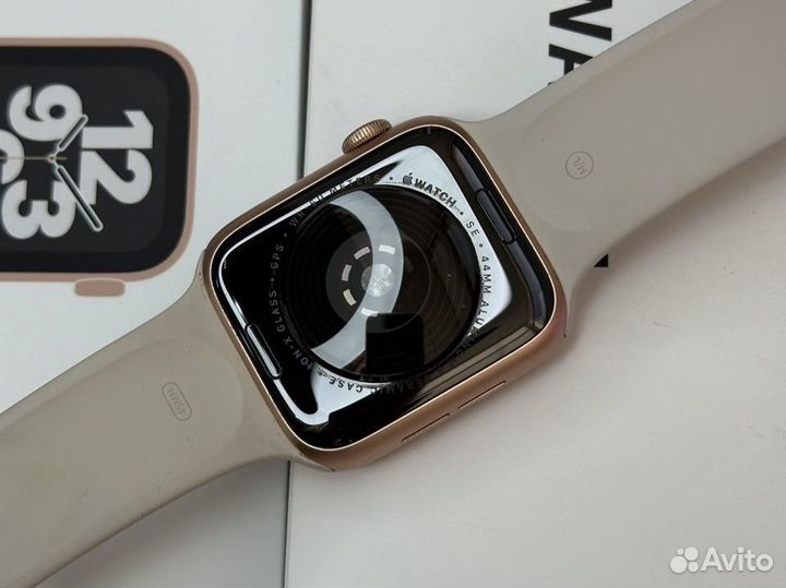 Apple Watch SE 44 mm Gold Рассрочка. Обмен