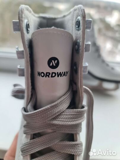 Коньки фигурные