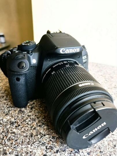 Фотоаппарат Canon EOS 700D Kit 18-55мм