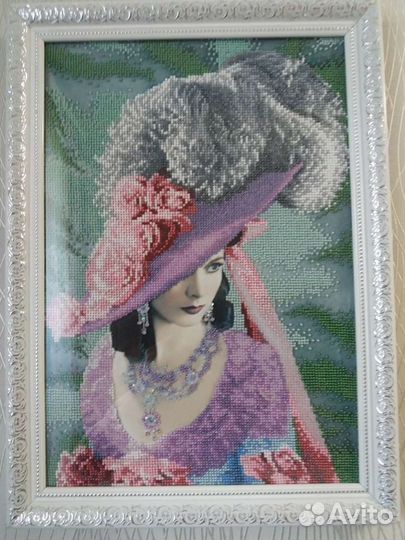 Картина вышитая бисером