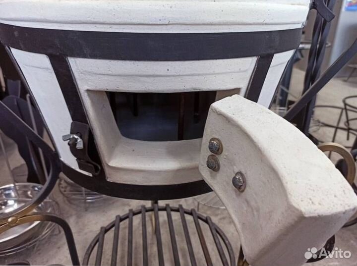 Тандыр на дровах