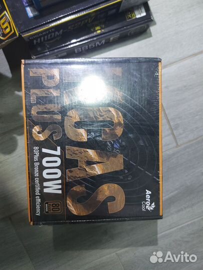 Блок питания Aero cool 700w