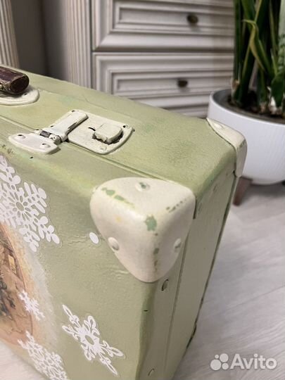 Чемодан старинный декупаж