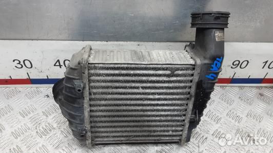 Радиатор интеркуллера skoda superb 1 (TEA04KC02)