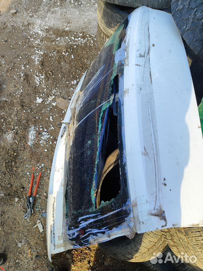 Крышка багажника Шкода roomster2006-2010