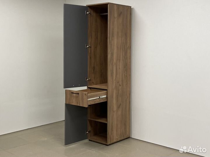 Пенал шкаф распашной