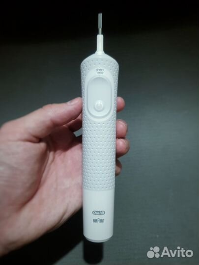 Электрическая зубная щетка Oral-B Vitality (Новая)