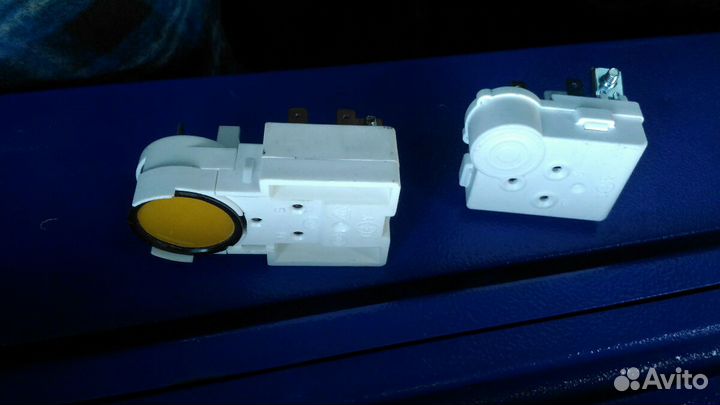 Пусковые реле и еще разные варианты. По фото могу