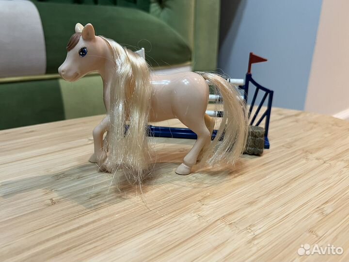 Лошдь игрушка