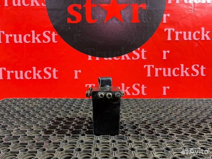 Насос подъема кабины