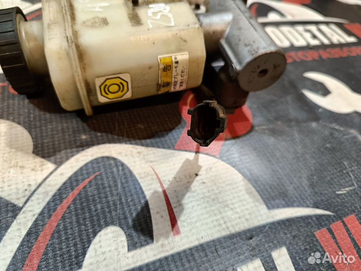 Главный тормозной цилиндр Chevrolet Epica