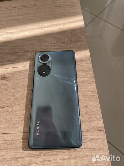 Телефон Honor 50