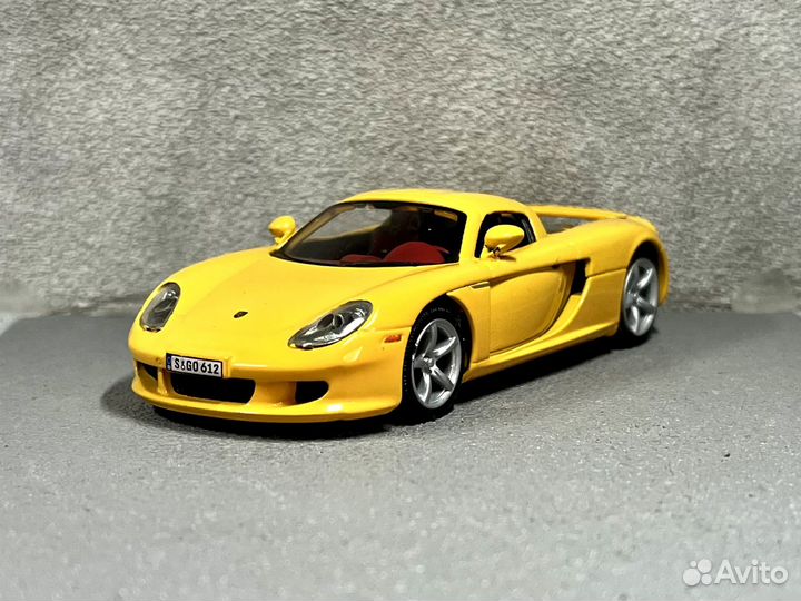 Коллекционная модель Porsche Carrera GT 1:43