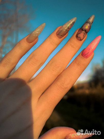 Маникюр педикюр