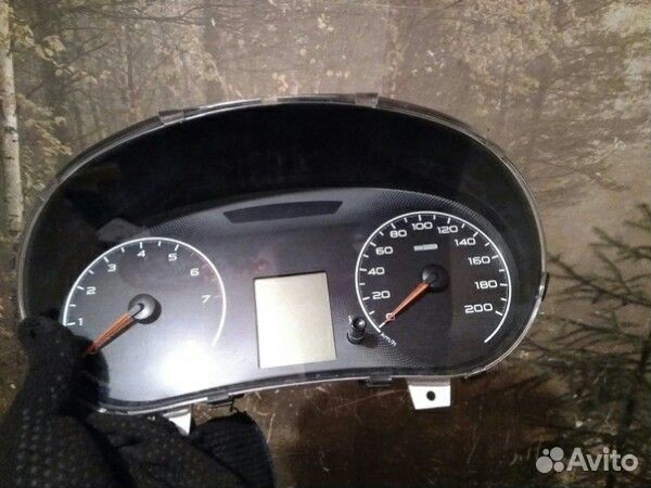 Панель приборов Гранта