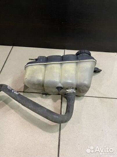 Бачок расширительный Mercedes-Benz W220