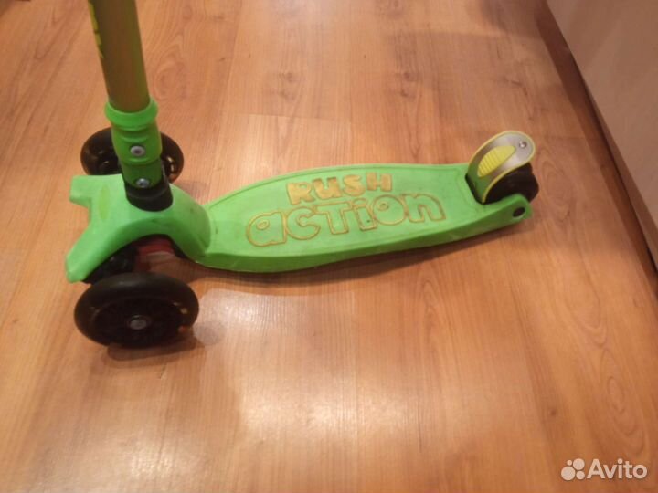 Самокат детский трехколесный бу