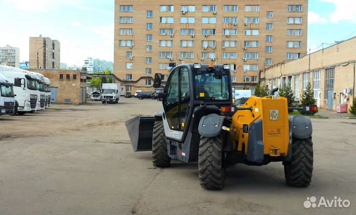 Телескопический погрузчик XCMG XC6-3007V, 2023