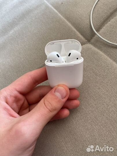 Airpods 1