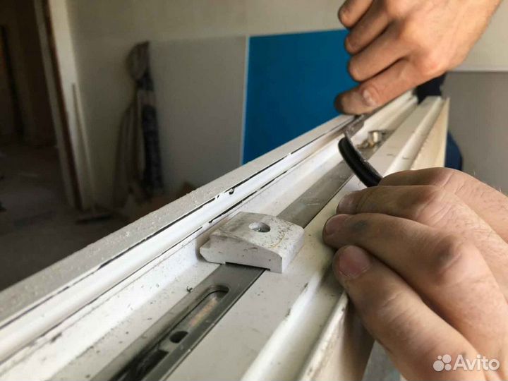 Ремонт окон, уплотнитель Veka RAL3527