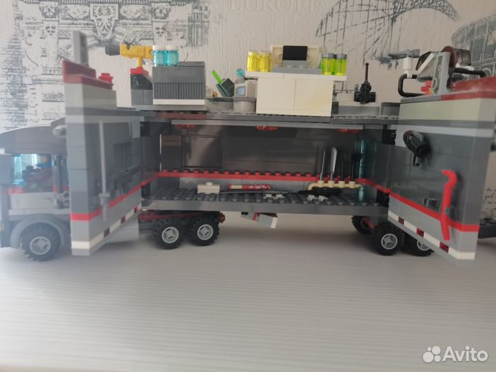 Lego самодельный фургон