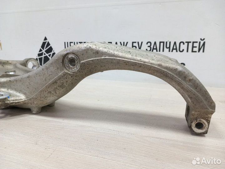 Кулак поворотный передний правый Bmw X6 F16