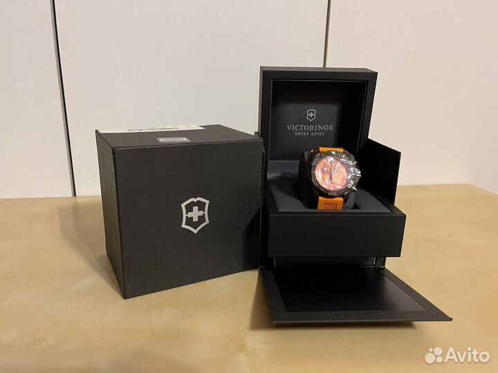 Часы Victorinox Swiss Army Dive Master 500 241423