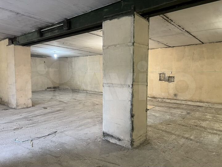 Склад, 300 м²