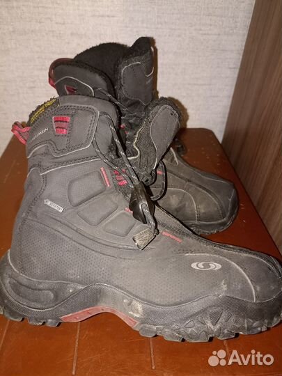 Треккинговые ботинки