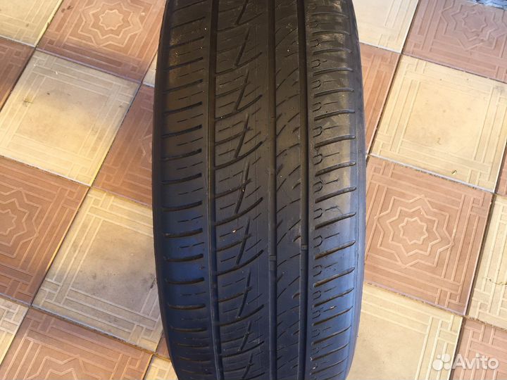 Delinte DS8 235/55 R19