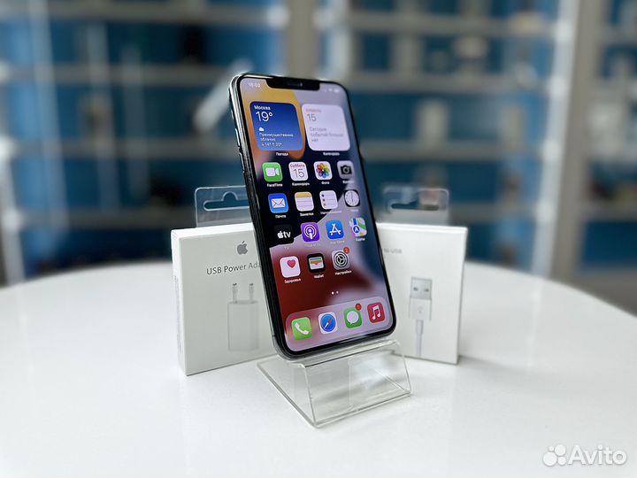 iPhone 11 Pro, 64 ГБ