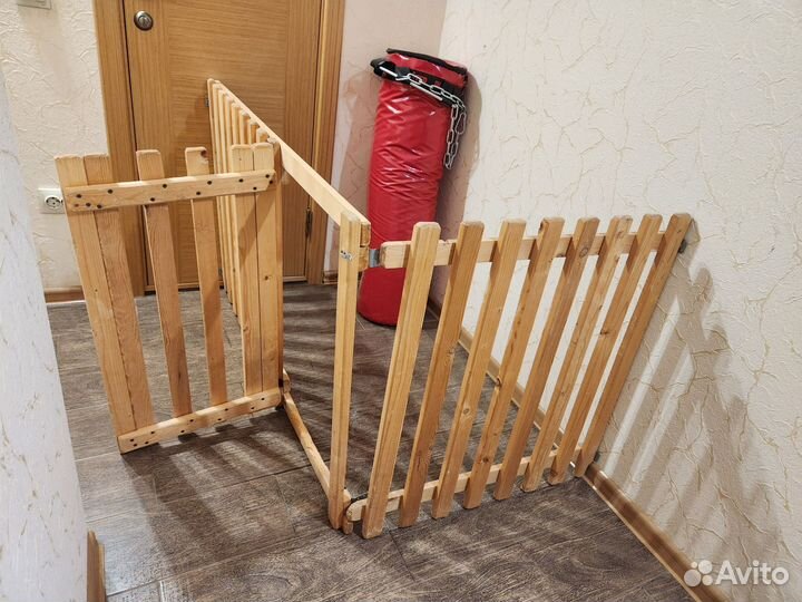 Вольер,домик,место,клетка угловой для собак