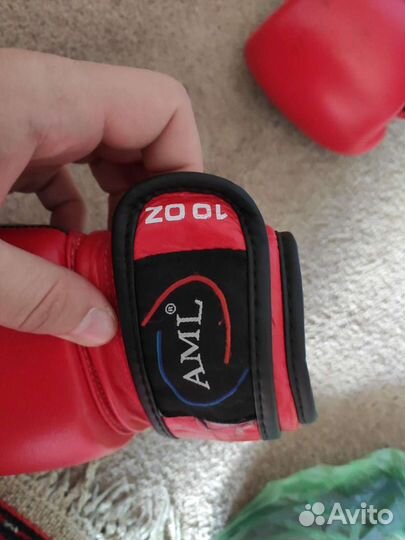 Боксерские перчатки aml 10 oz