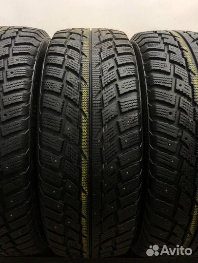 Marshal I'Zen RV Stud KC16 235/60 R18 120Y
