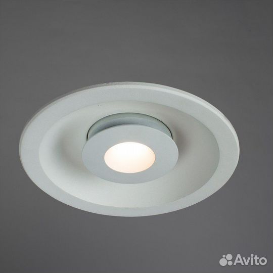 Светильник встраиваемый светодиодный