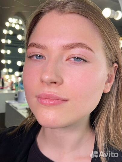 Окрашивание и ламинирование бровей