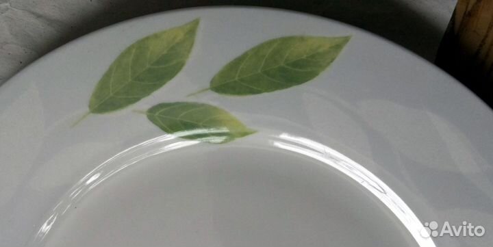 Сервиз столовый на 4 персоны, новый, 20 предметов