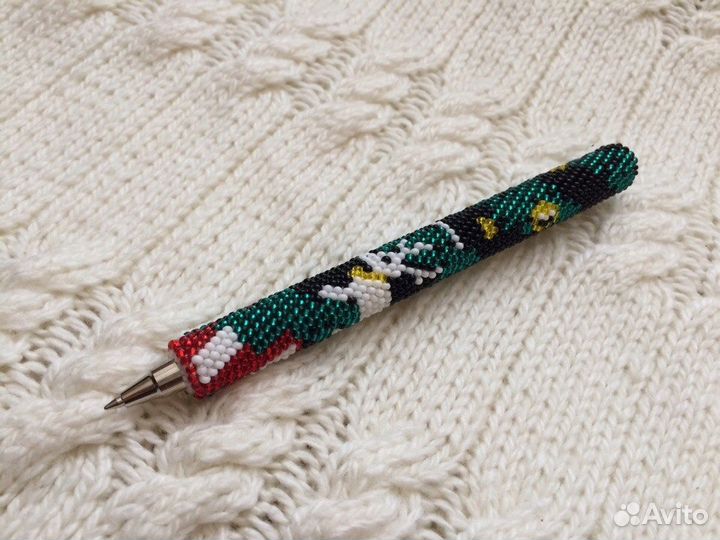 Сувенирные ручки из бисера