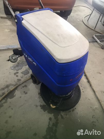 Продам поломоющую машину