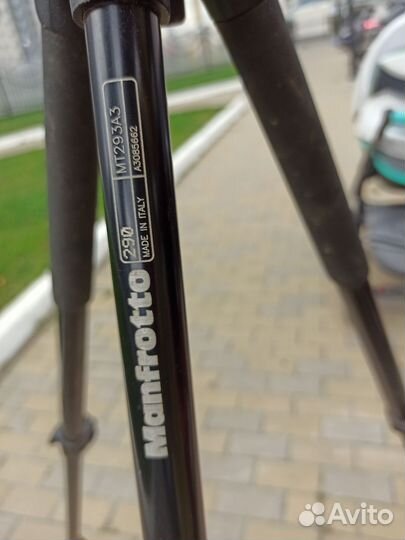 Штатив для фотоаппарата manfrotto