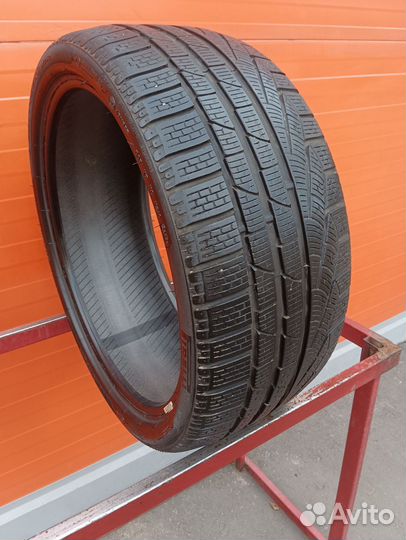 Pirelli Winter Sottozero 240 Serie II 235/35 R19 87V