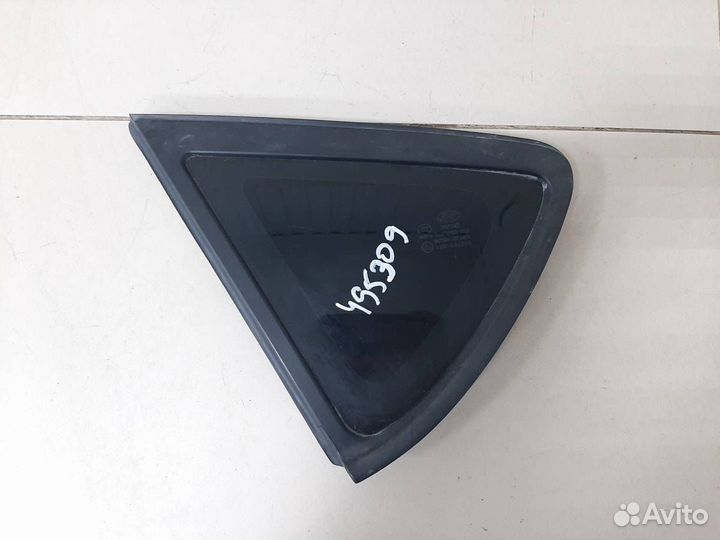 Стекло кузовное глухое левое Hyundai Solaris 2010