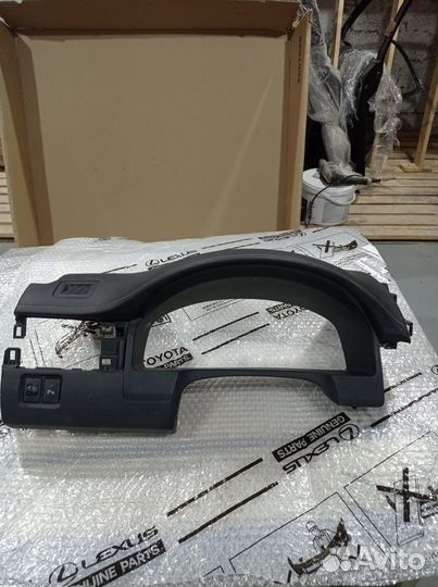 Накладка приборной панели Toyota Camry 50,55